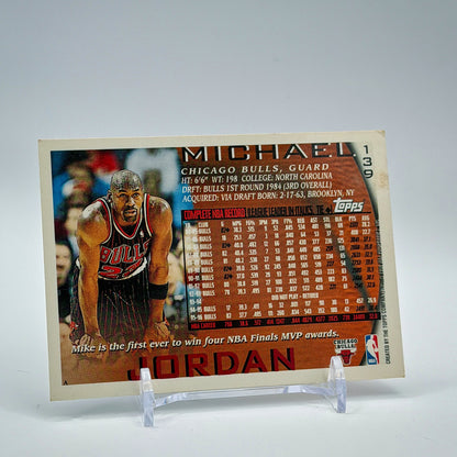 Michael Jordan – 1996-97 Topps Base #139 – Chicago Bulls - back